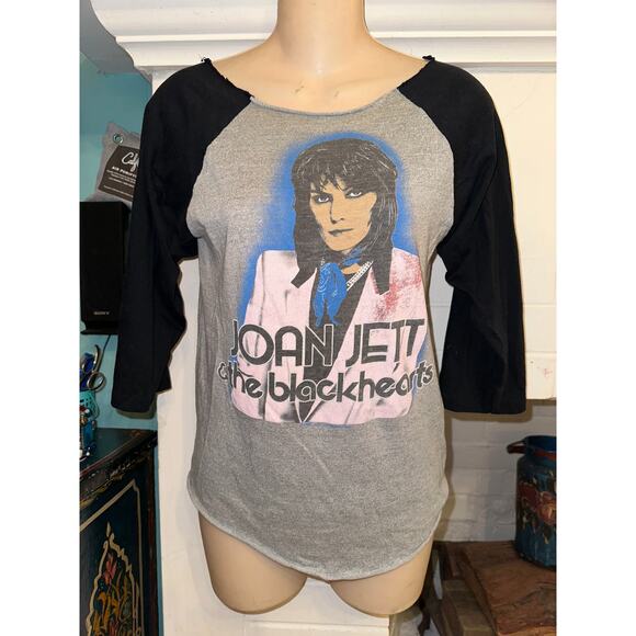 VINTAGE 80's EIGHTIES JOAN JETT & THE BLACKHEARTS RAGLAN TEE 1982 BAND TEE S - Picture 1 of 5